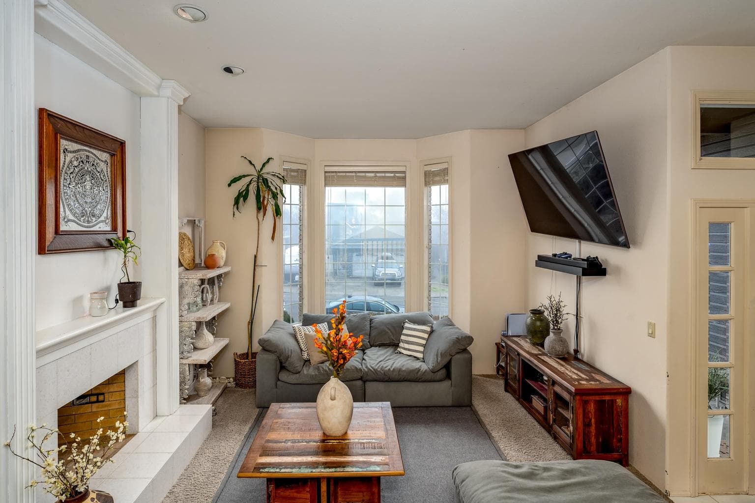 Photo of 2739 Wilkshire 4 of 26