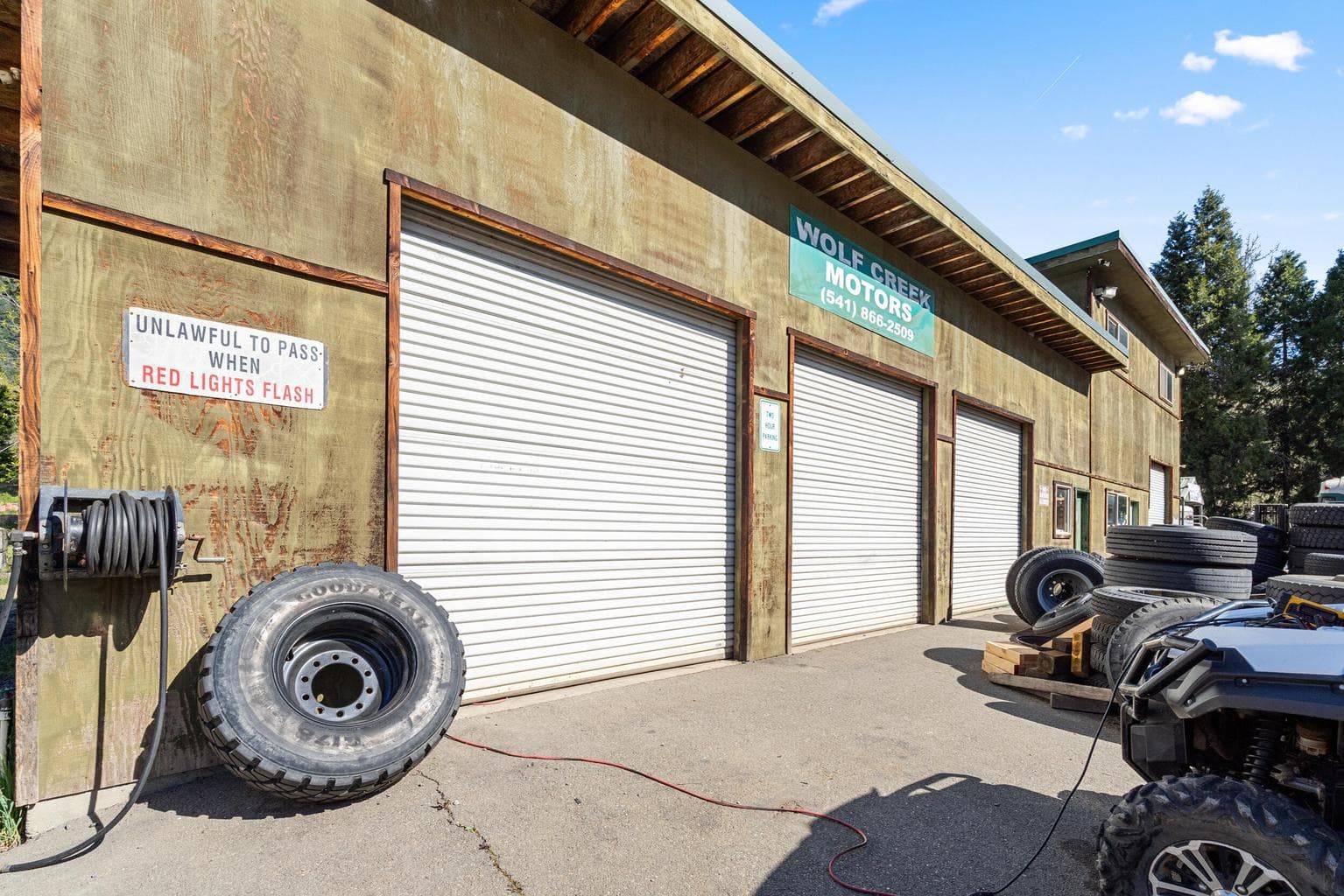 440 Old Highway 99