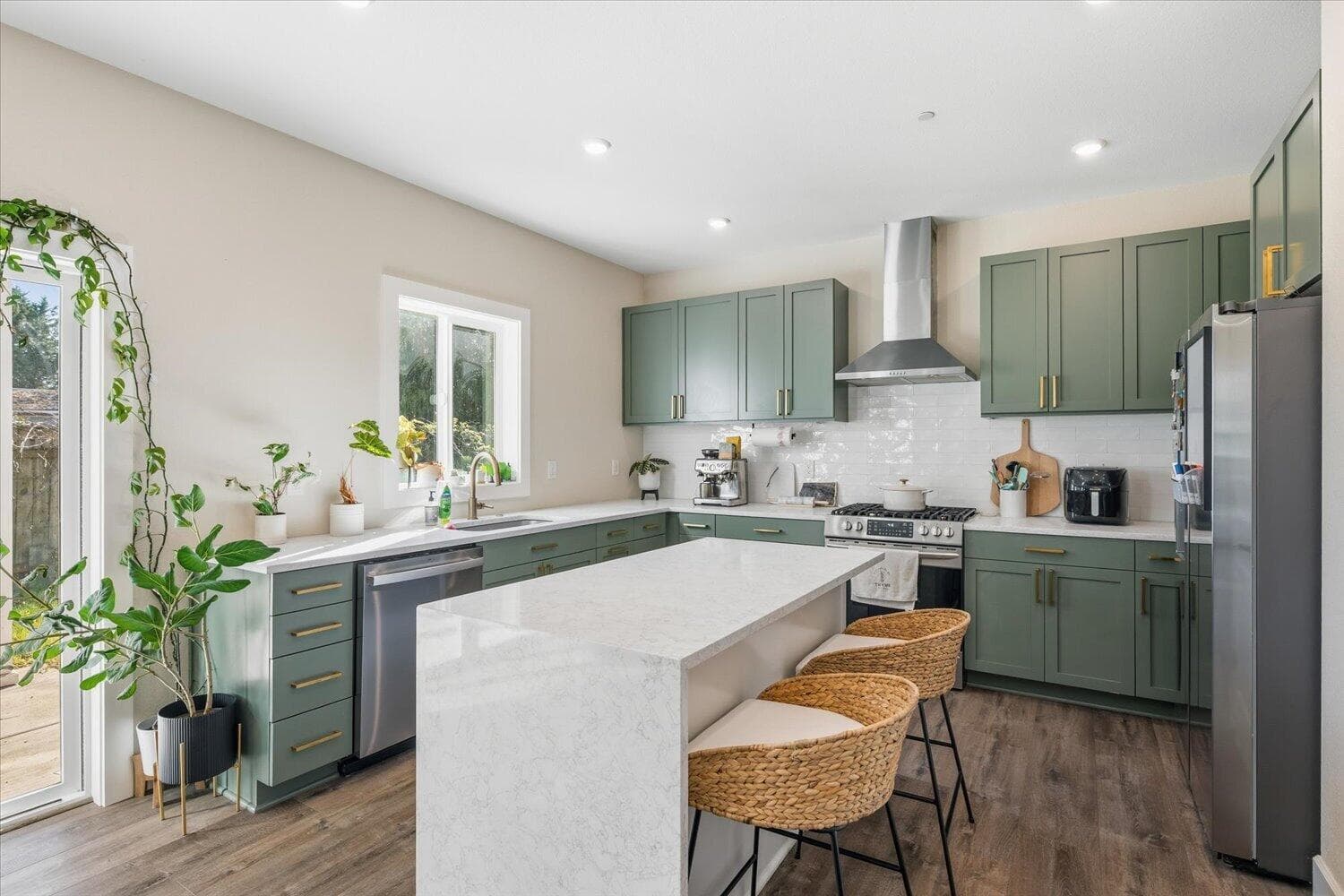 Photo of 2059 176th 4 of 32