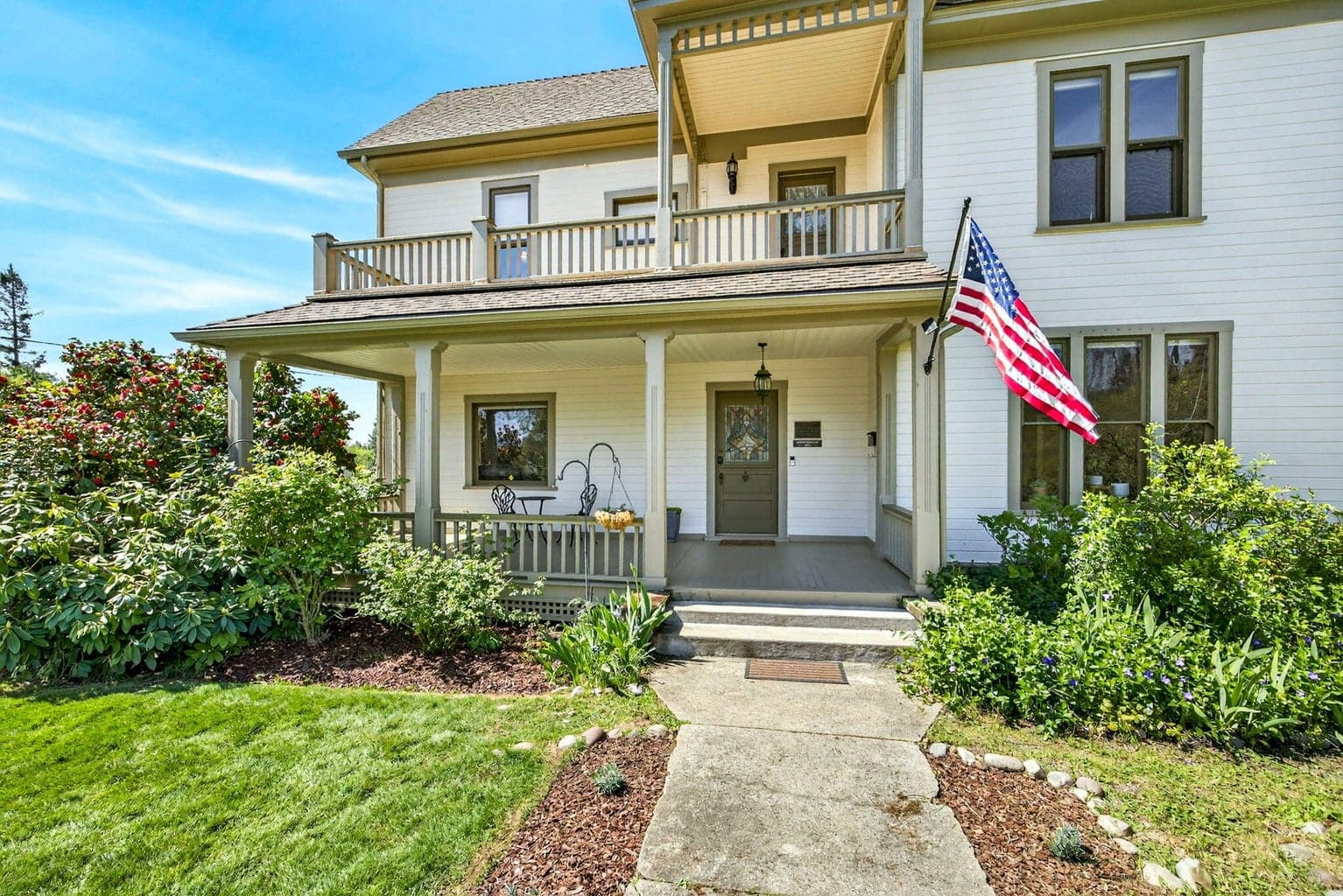 Photo of 1002 Washington 5 of 87