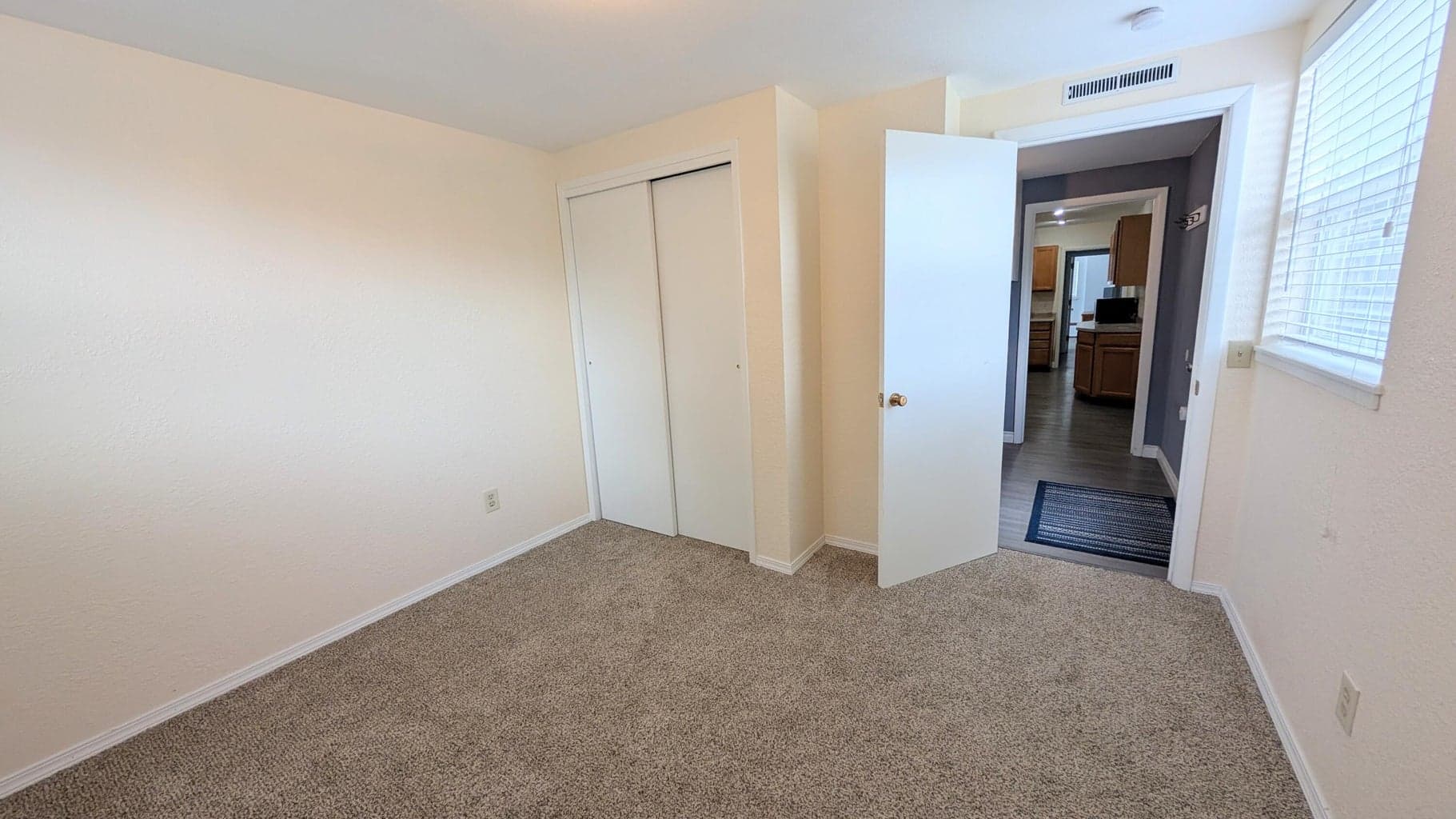 Photo of 4310 Highland 4 of 29