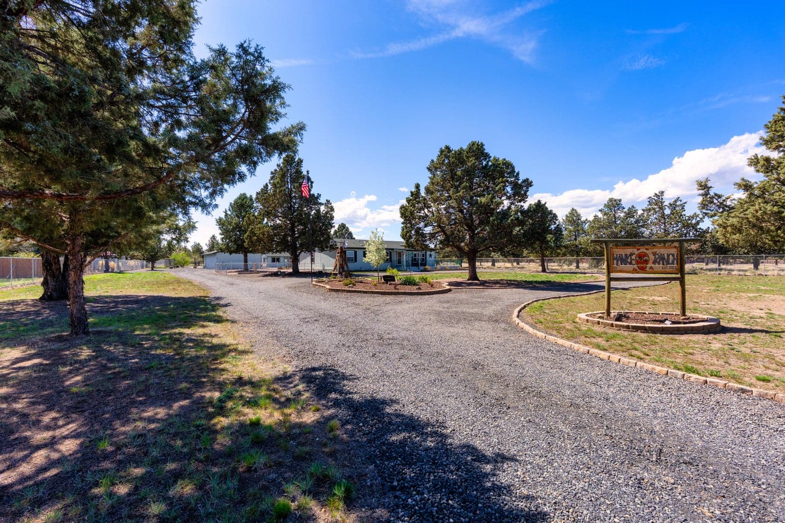 14204 Peninsula