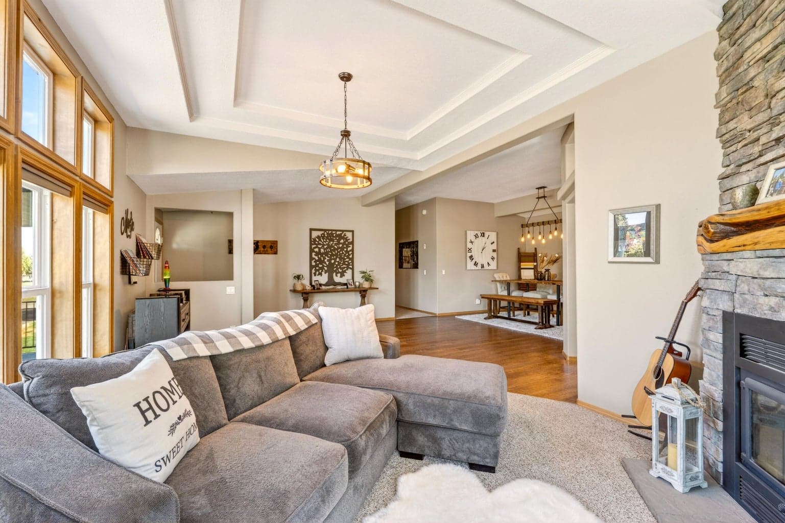 14204 Peninsula