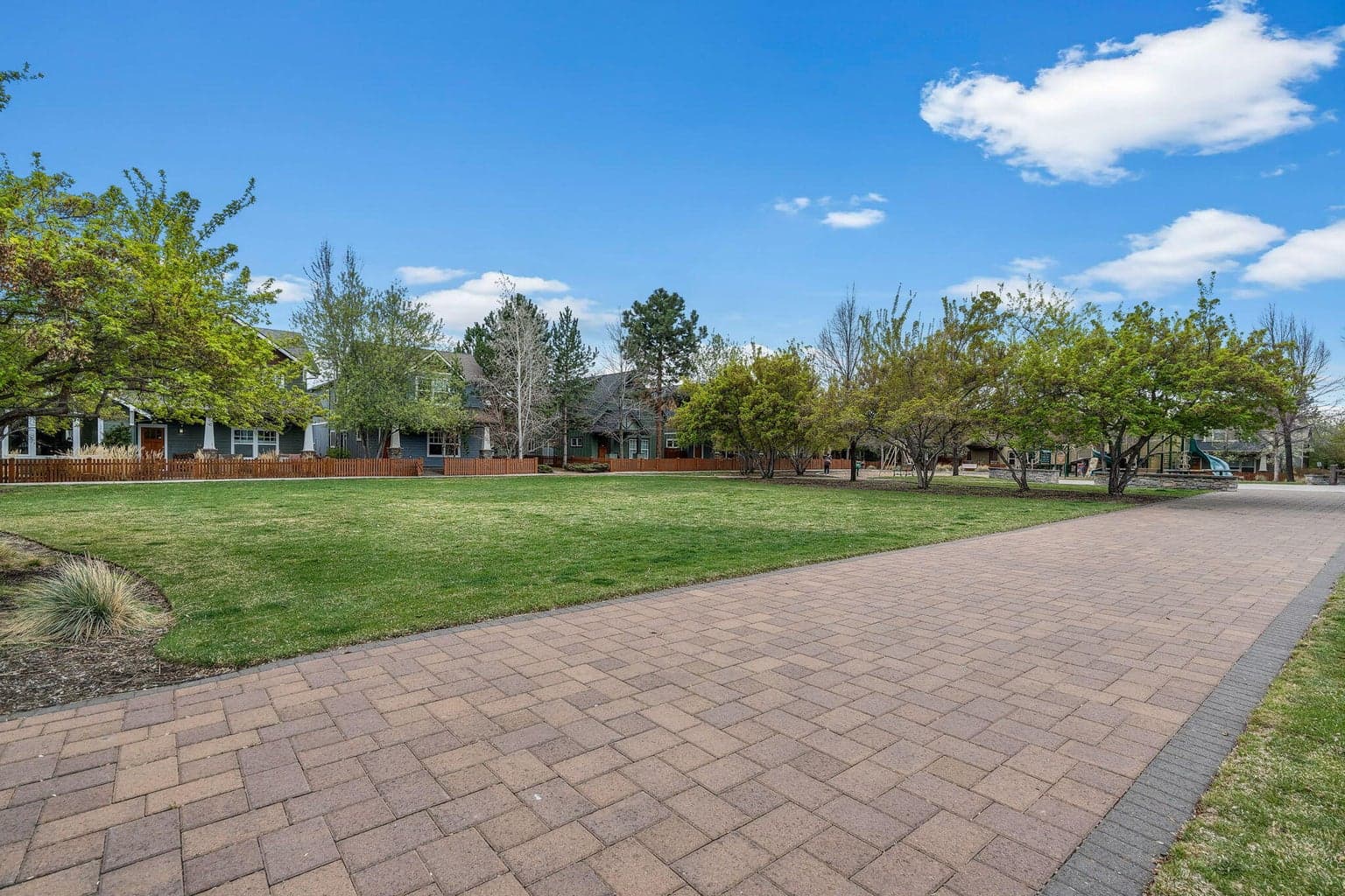 View of the surrounding neighborhood and nearby Gardenside Park.