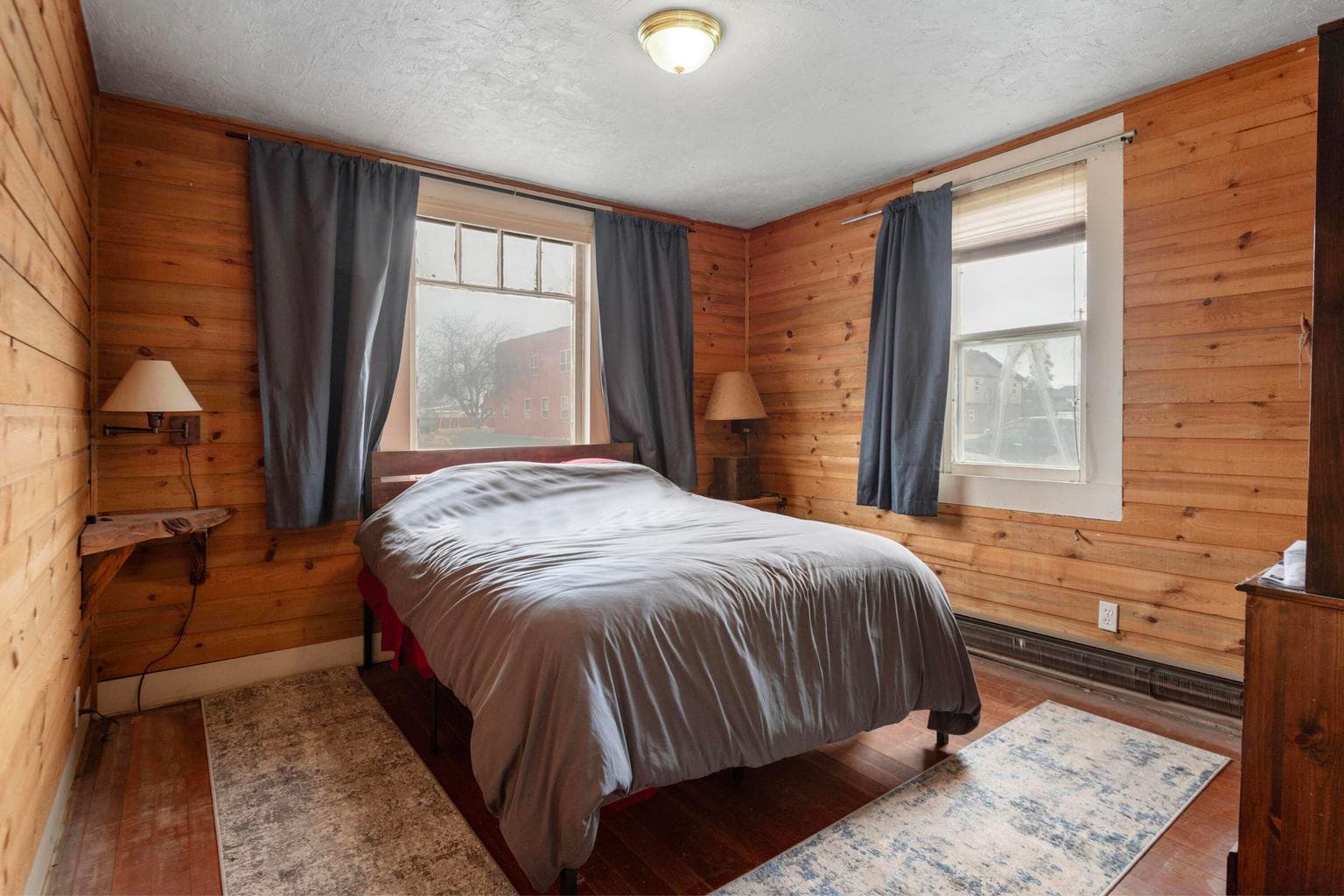 Photo of 243 W Adams Avenue 7 of 19