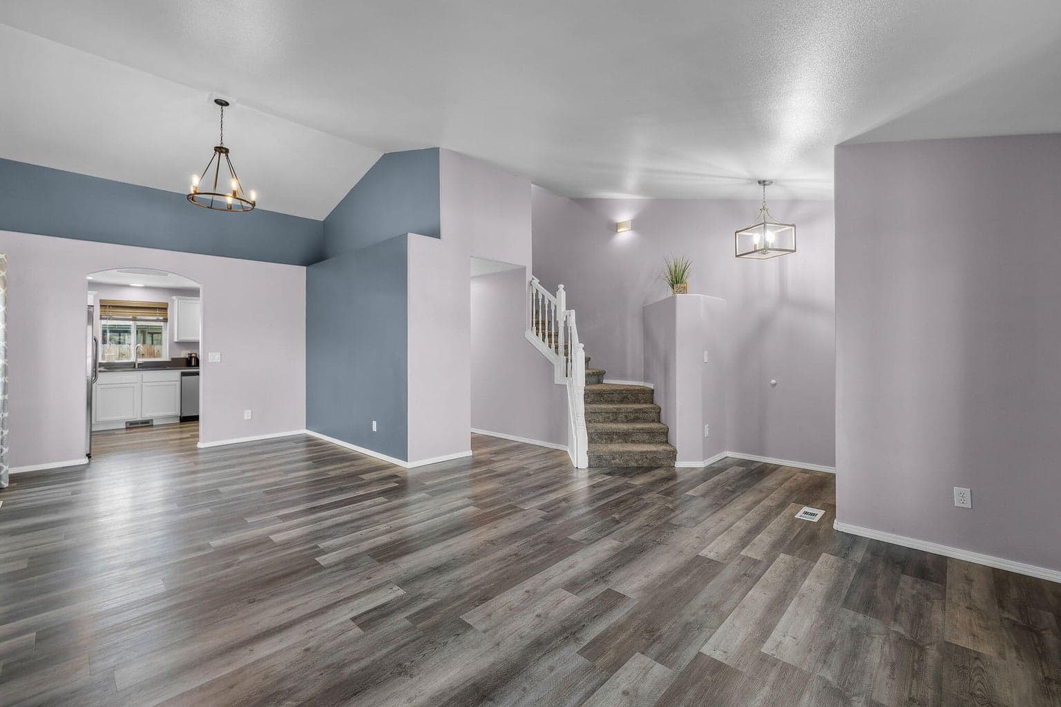 Photo of 628 NW Green Forest Circle 8 of 43
