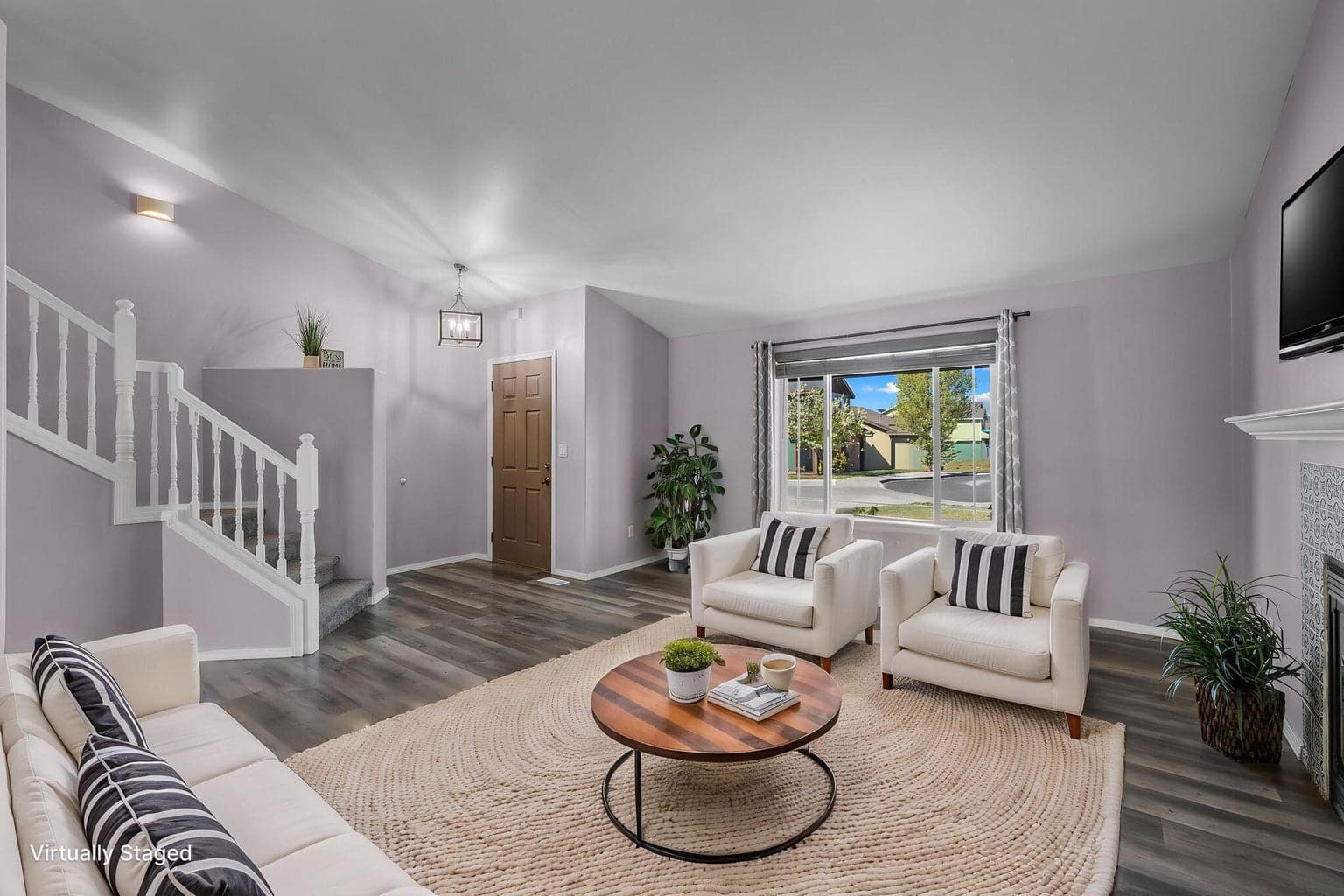 Beautiful Open Concept design - Virtual staged