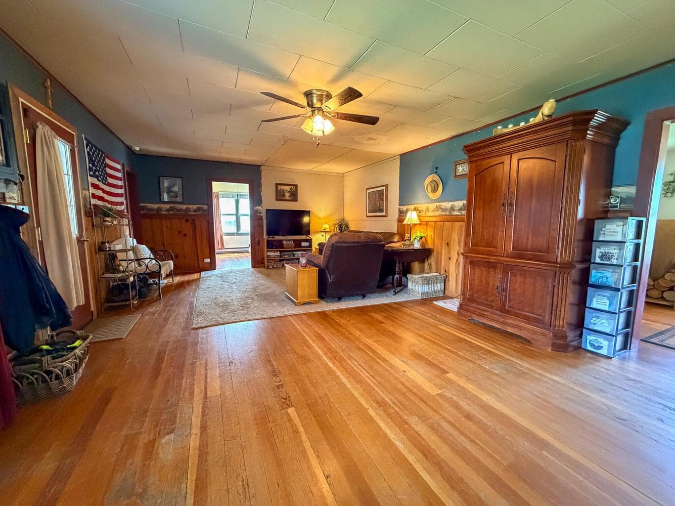 Photo of 221 Cottonwood 3 of 40