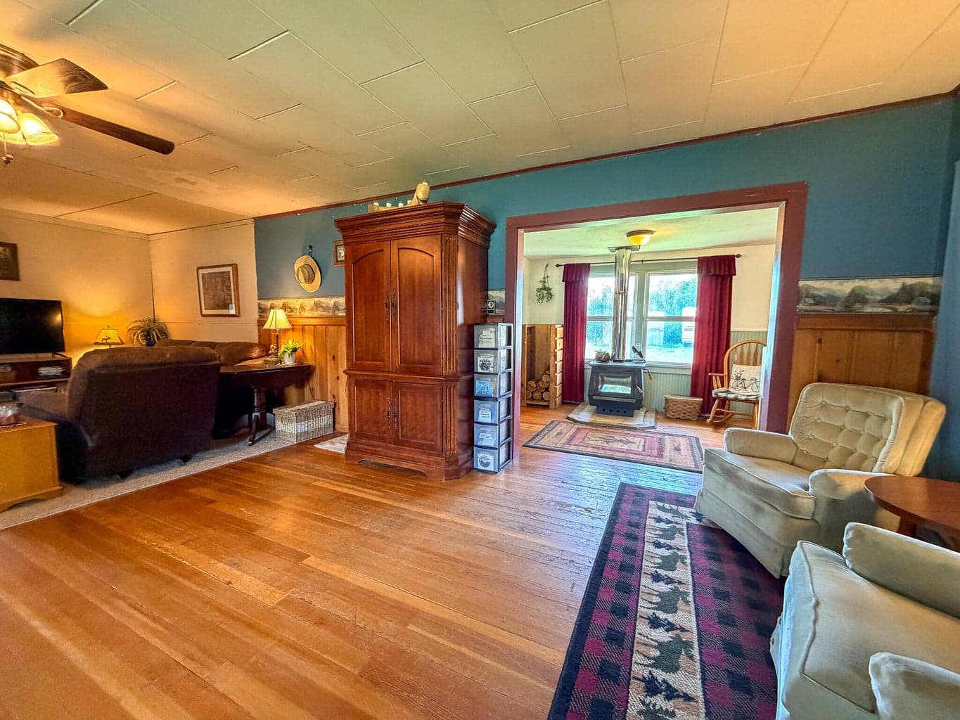 Photo of 221 Cottonwood 4 of 40