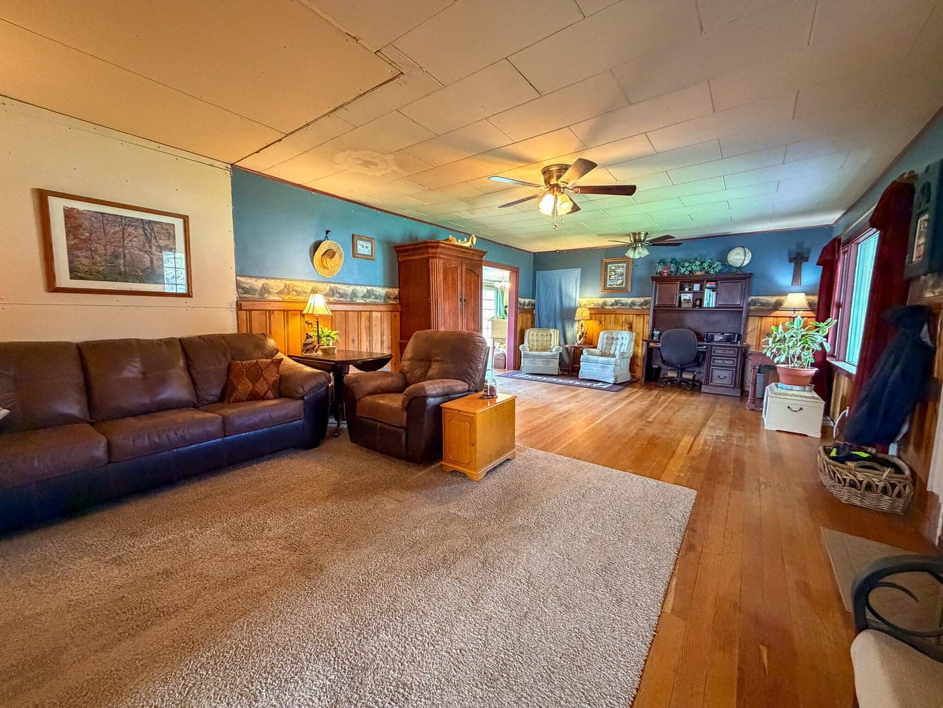 Photo of 221 Cottonwood 5 of 40