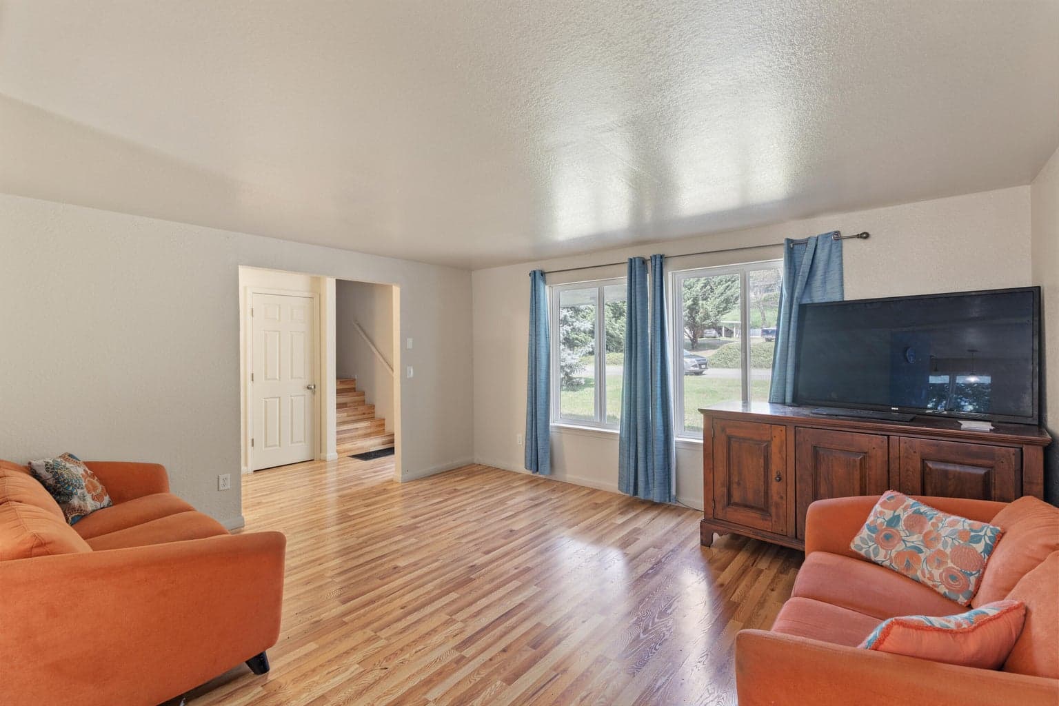 Photo of 7764 Azalea-Glen 2 of 17