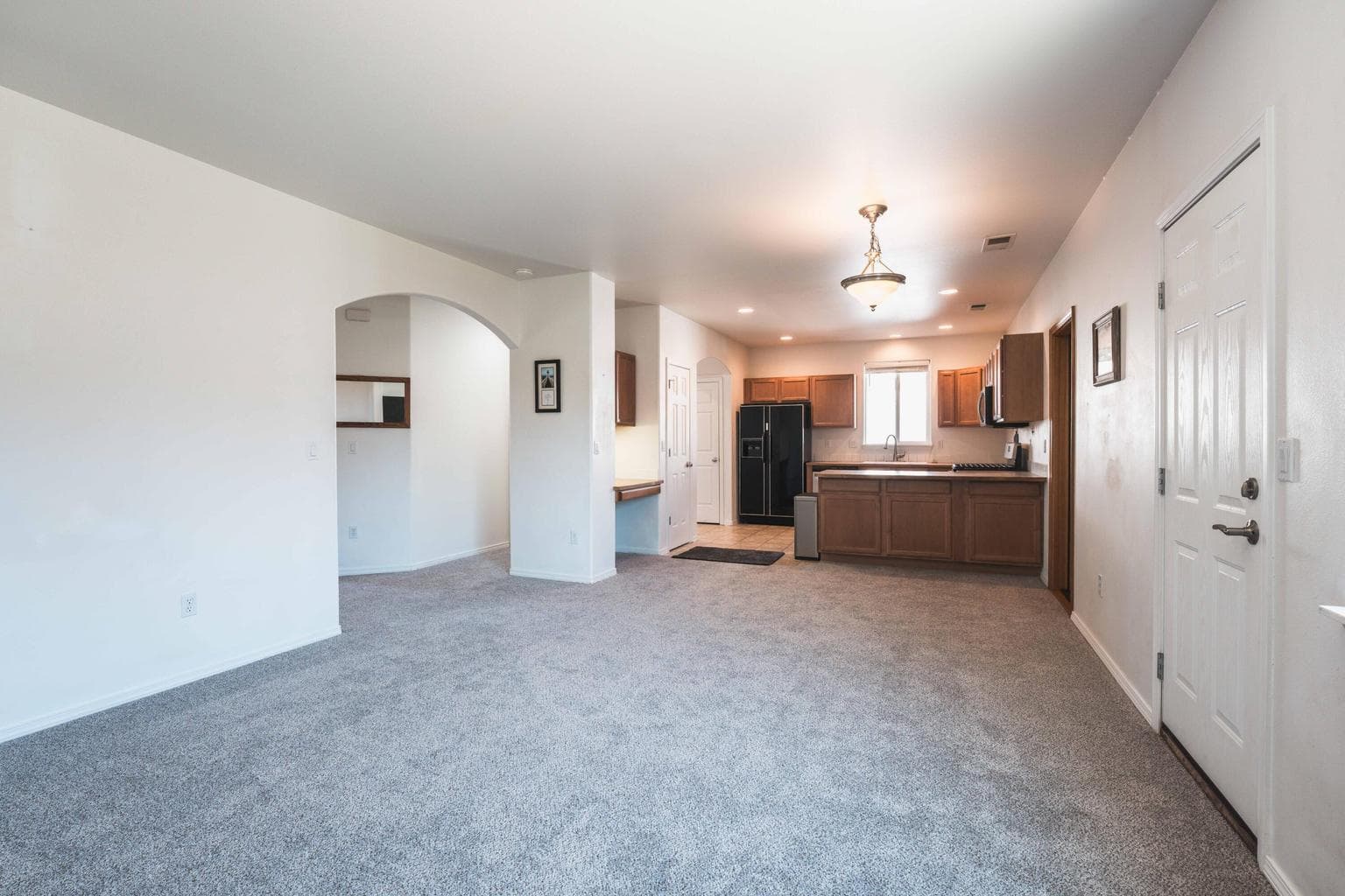 Photo of 1390 3rd 5 of 54