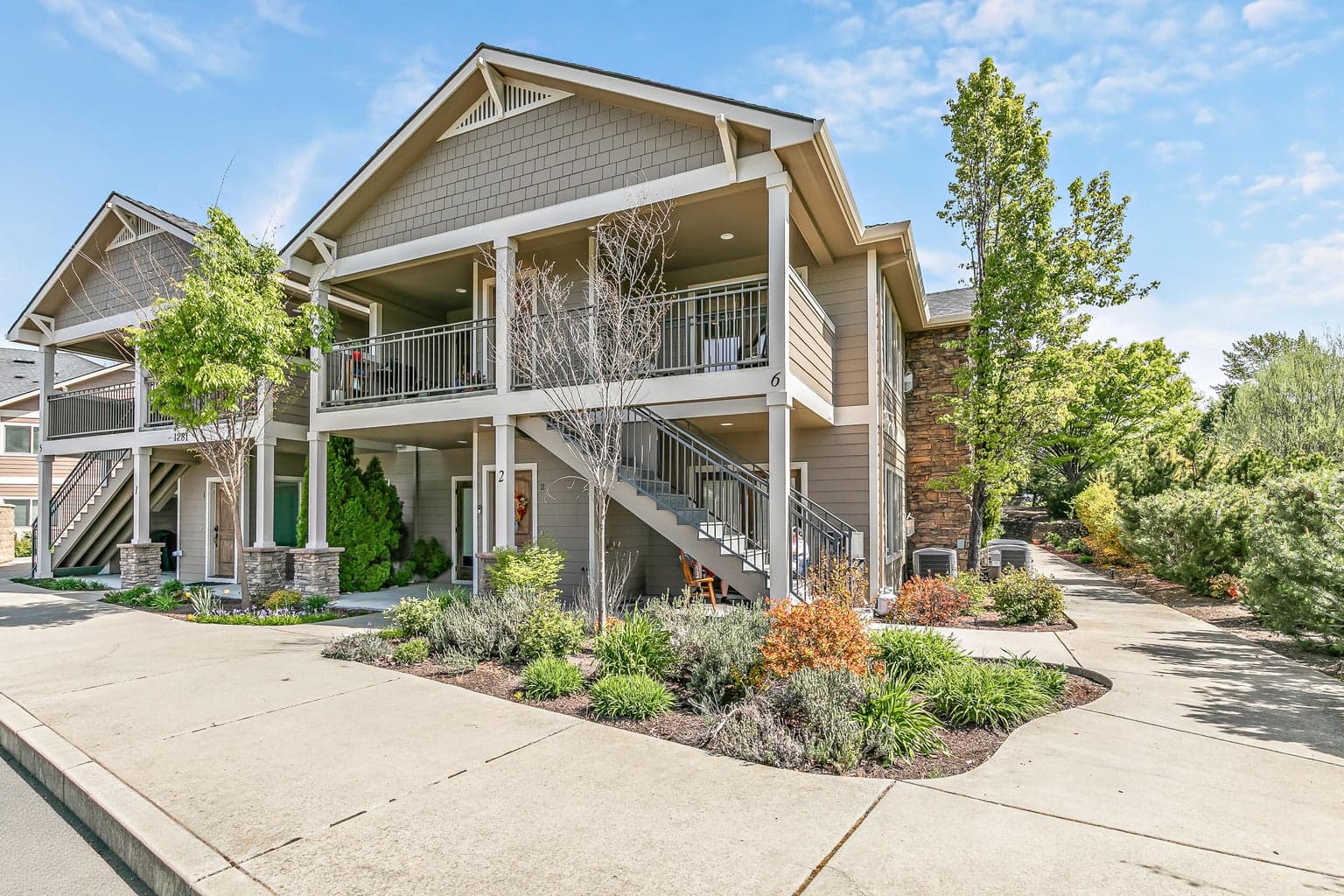 1281 Ashford