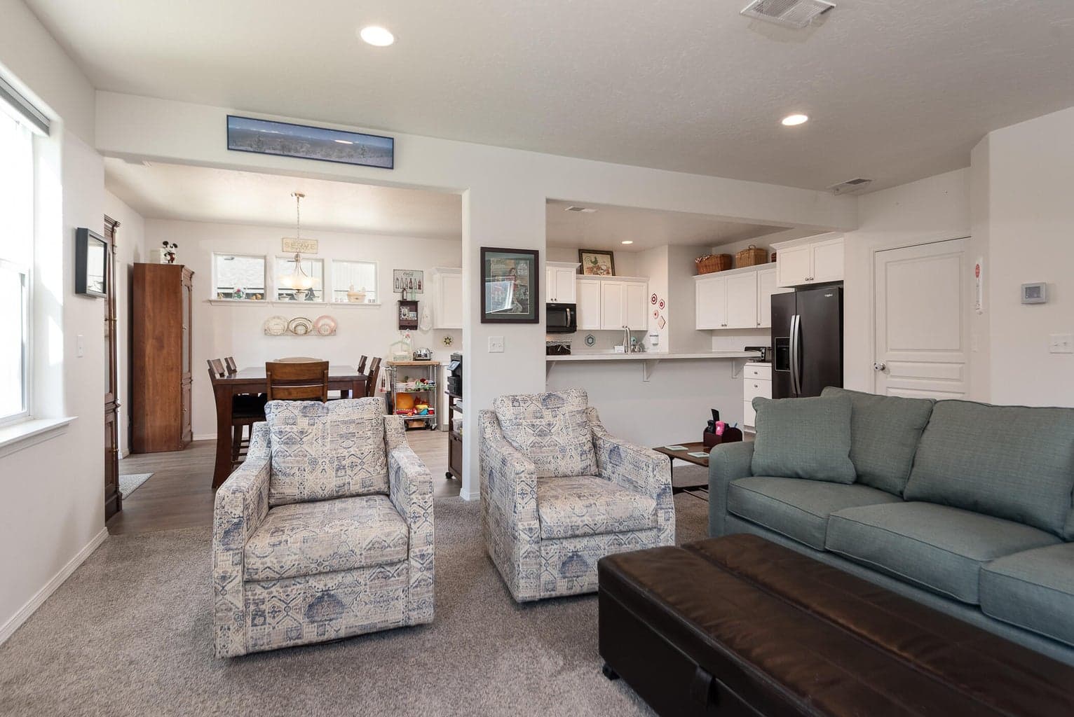 Photo of 2955 NE Quiet Canyon Drive 6 of 30