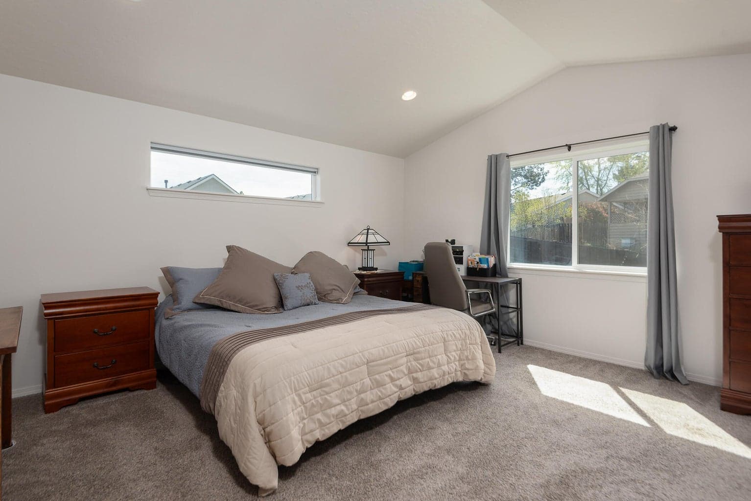Photo of 2955 NE Quiet Canyon Drive 14 of 30