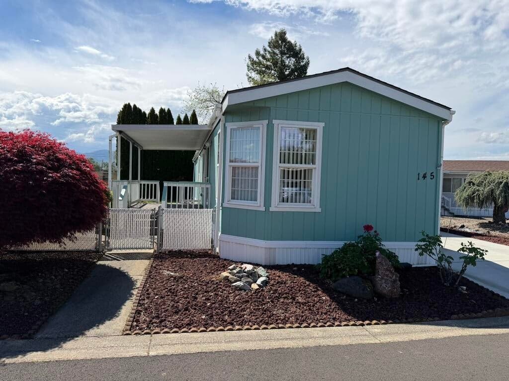 3431 Pacific