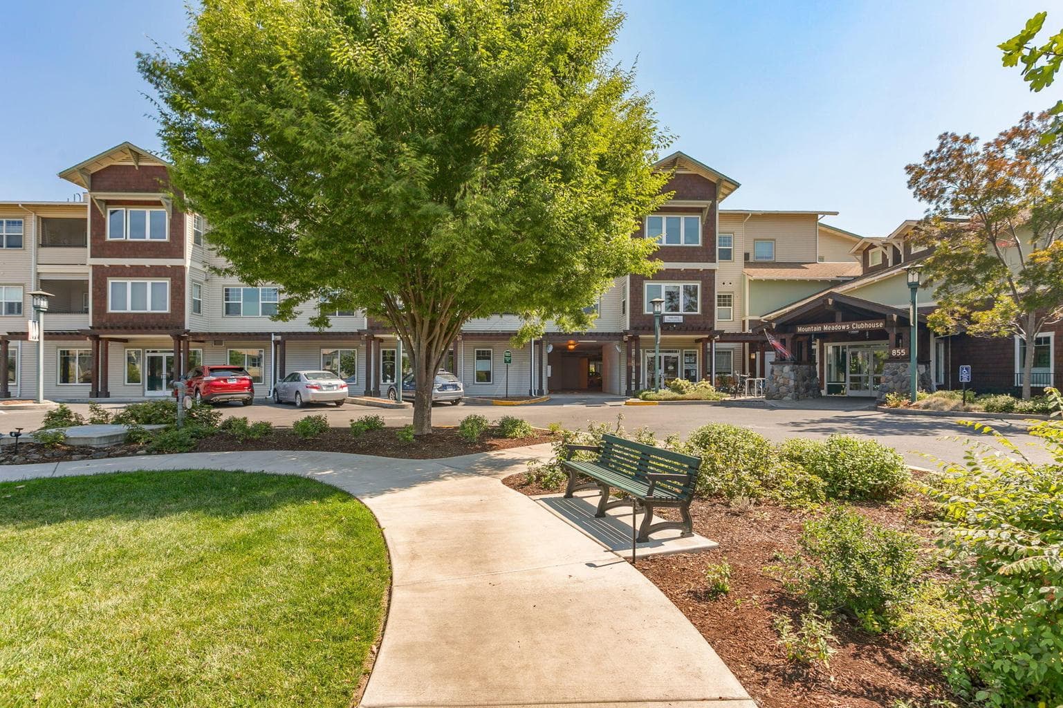 Photo of 943 Mountain Meadows 1 of 58