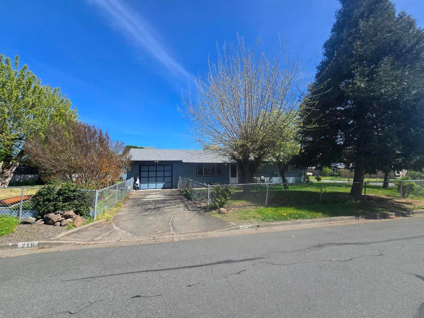 216 Deanjou, Eagle Point, 97524