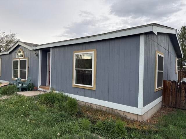 Photo of 399 SE Idlewood Street 13 of 18