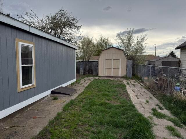Photo of 399 SE Idlewood Street 18 of 18