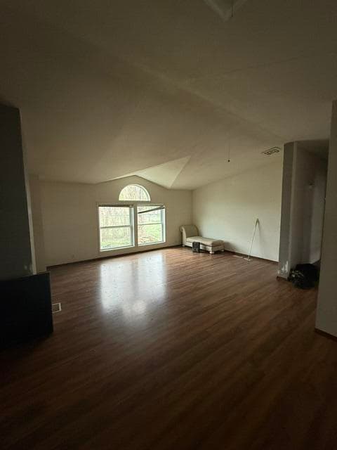 Photo of 399 Idlewood 4 of 18