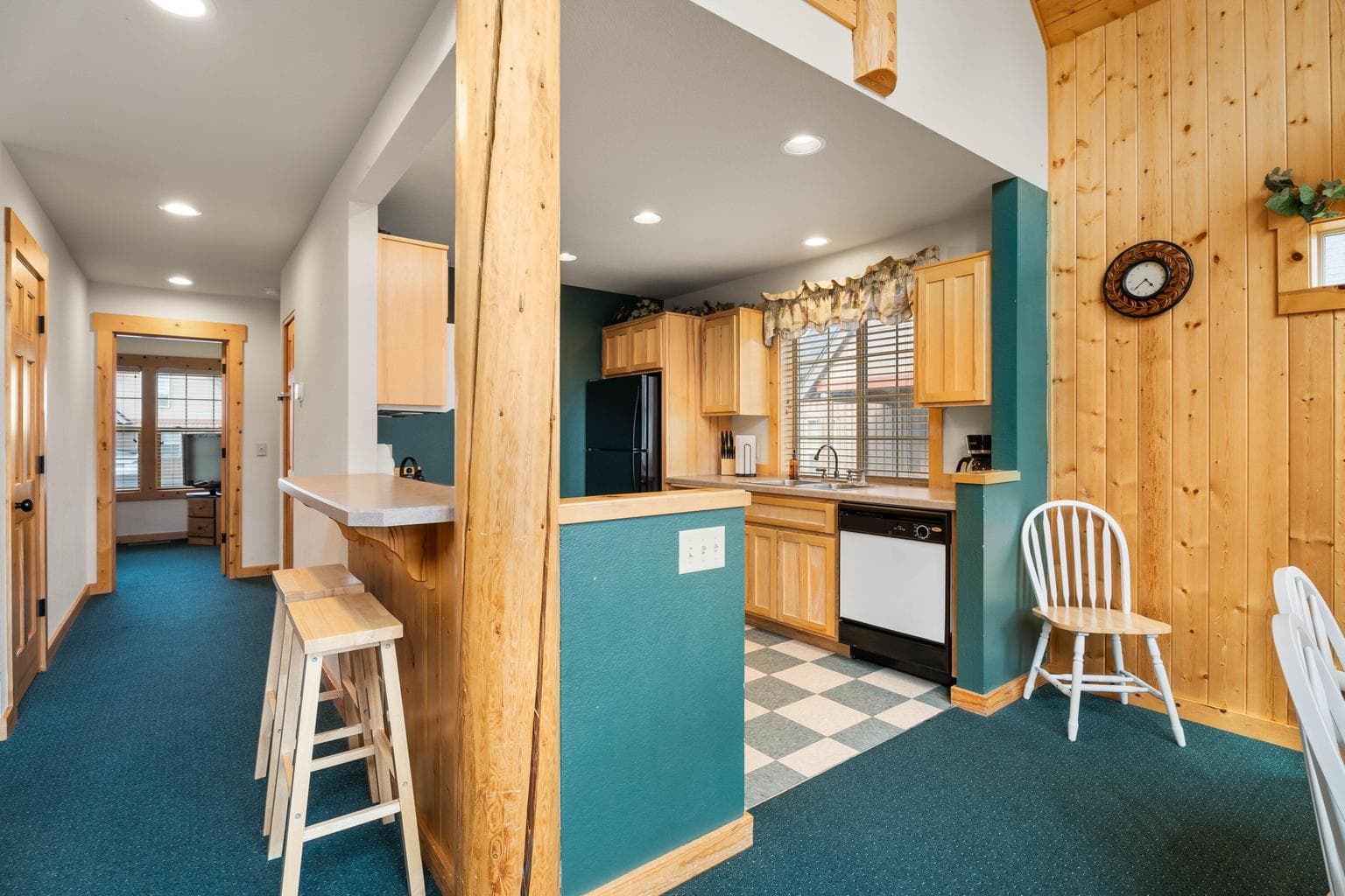 Photo of 8588 Red Wing Lane 14 of 56