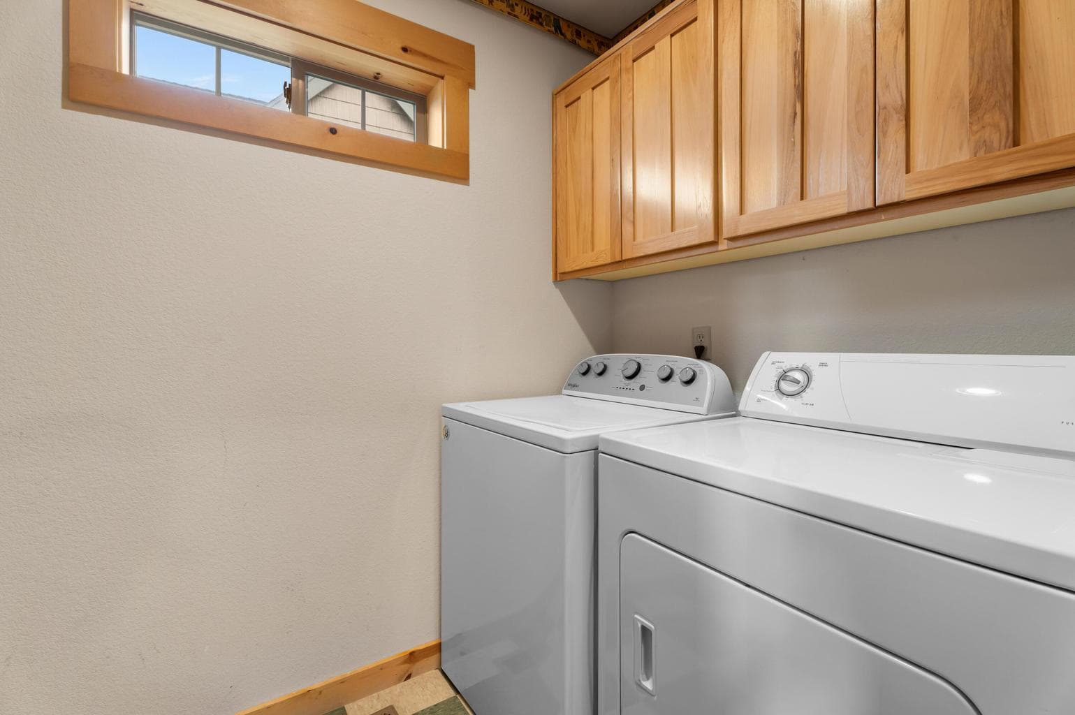 Photo of 8588 Red Wing Lane 20 of 56