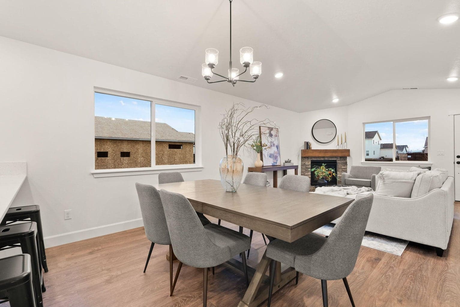 Photo of 407 NW Monte Vista Avenue 7 of 24
