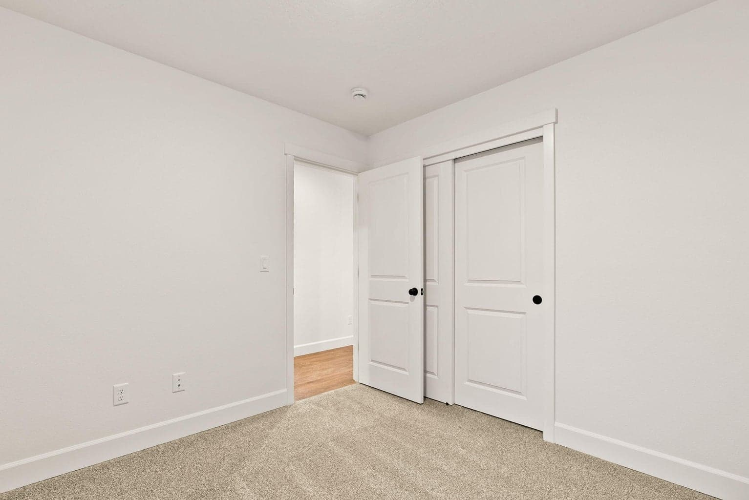 Photo of 407 NW Monte Vista Avenue 20 of 24