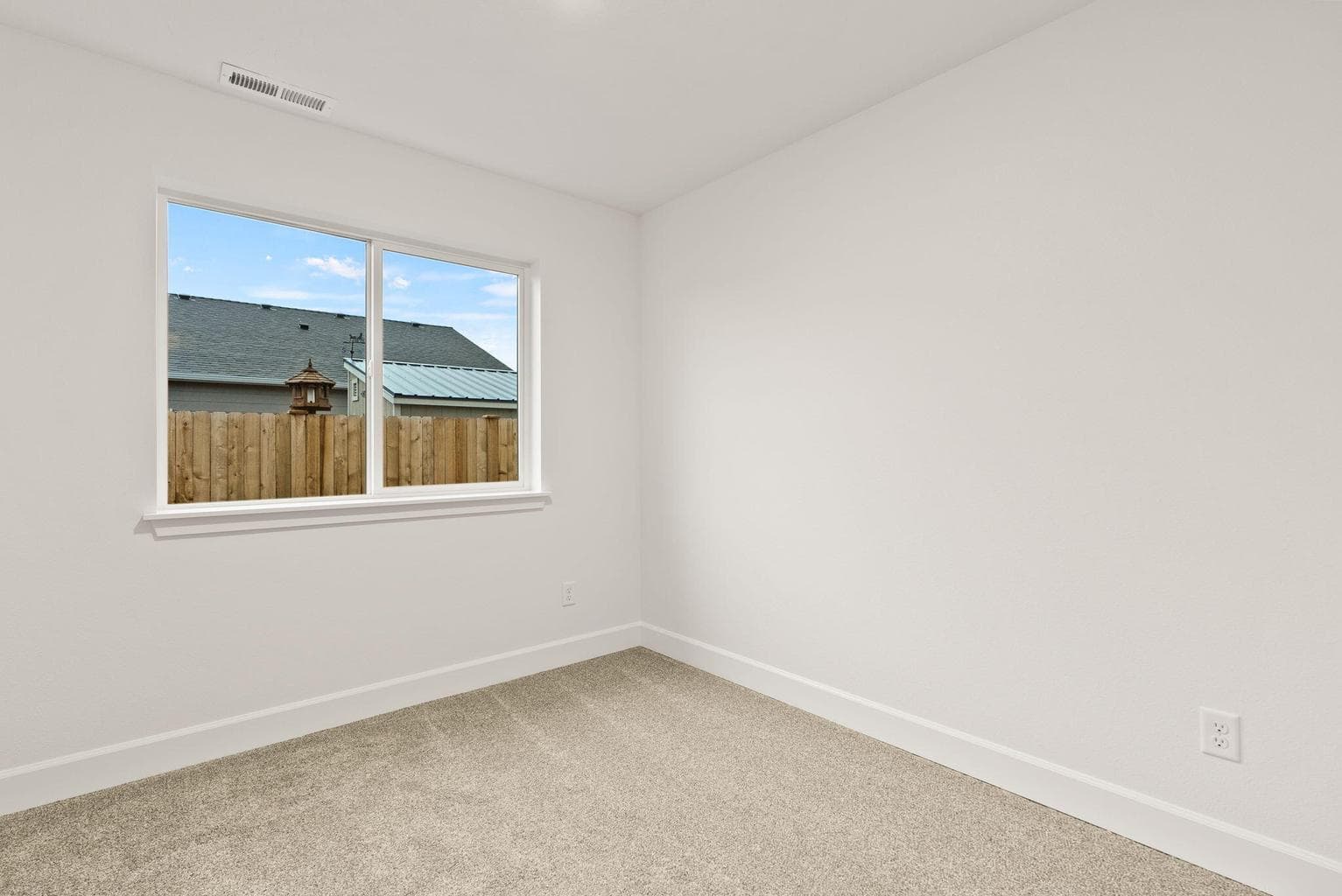 Photo of 407 NW Monte Vista Avenue 21 of 24