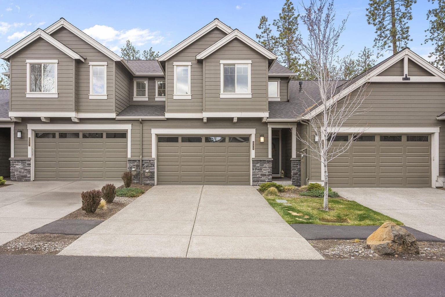 Photo of 60439 Hedgewood Lane 40 of 40