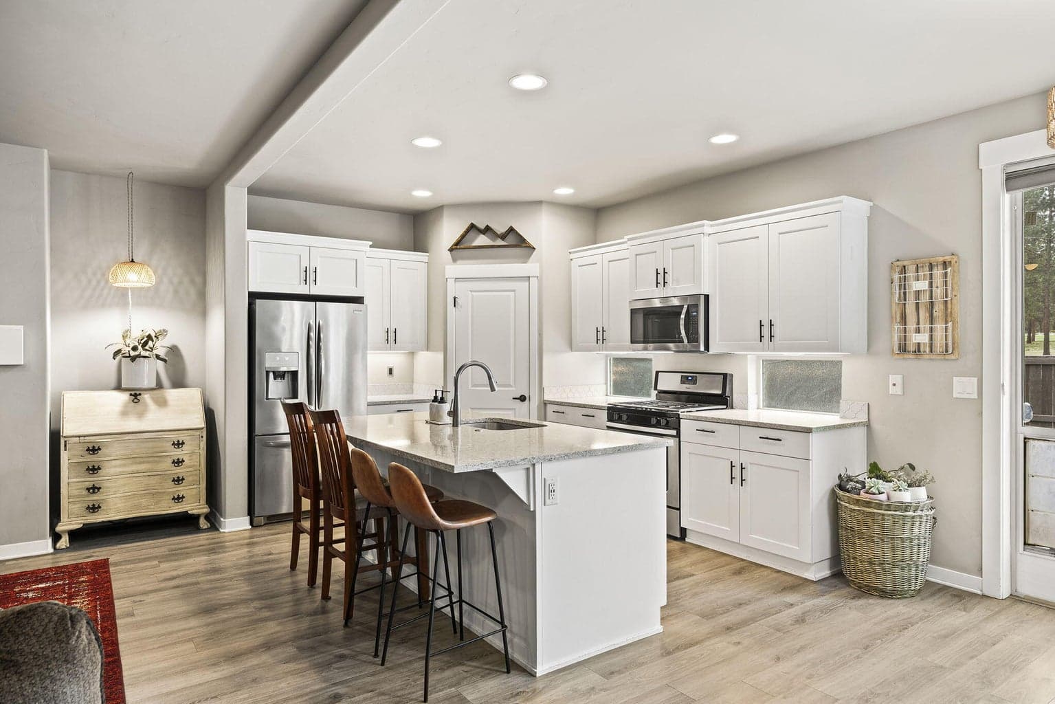 Photo of 60439 Hedgewood Lane 10 of 40