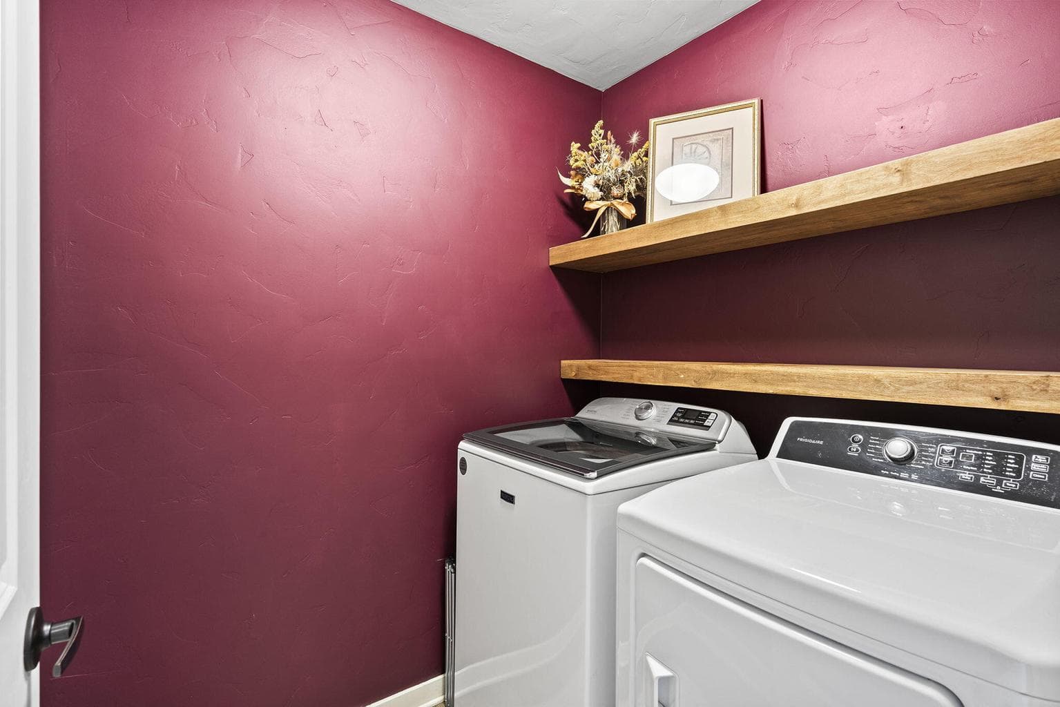 Photo of 60439 Hedgewood Lane 28 of 40
