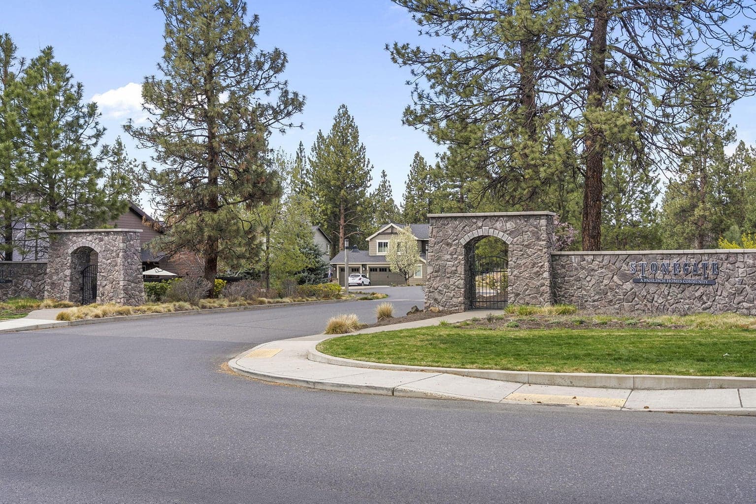 Photo of 60439 Hedgewood Lane 33 of 40