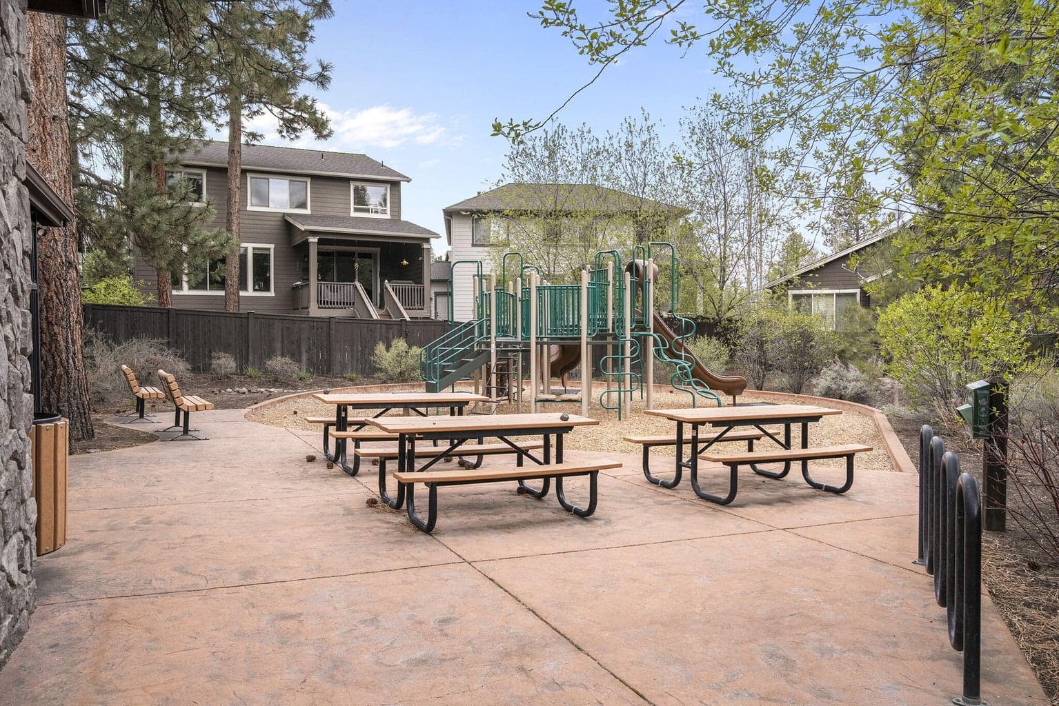Photo of 60439 Hedgewood Lane 39 of 40