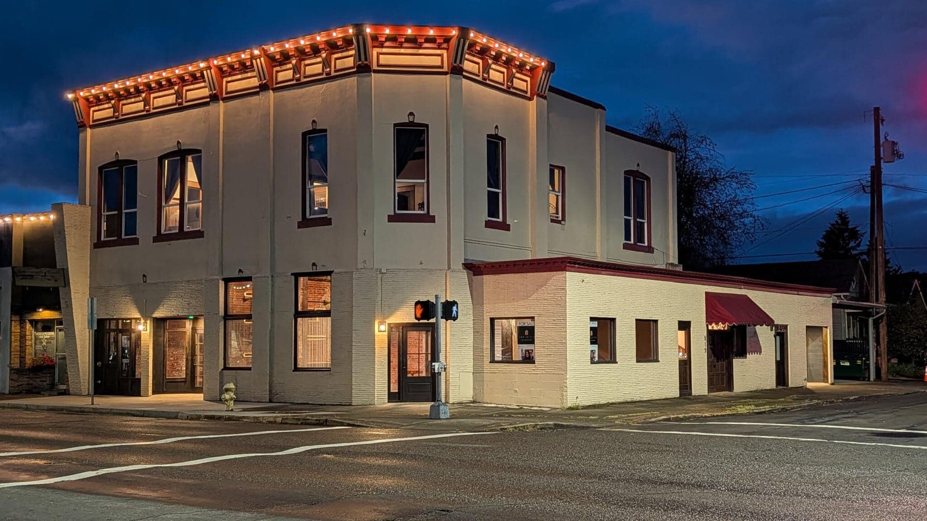 Photo of 811 1st Street 1 of 43
