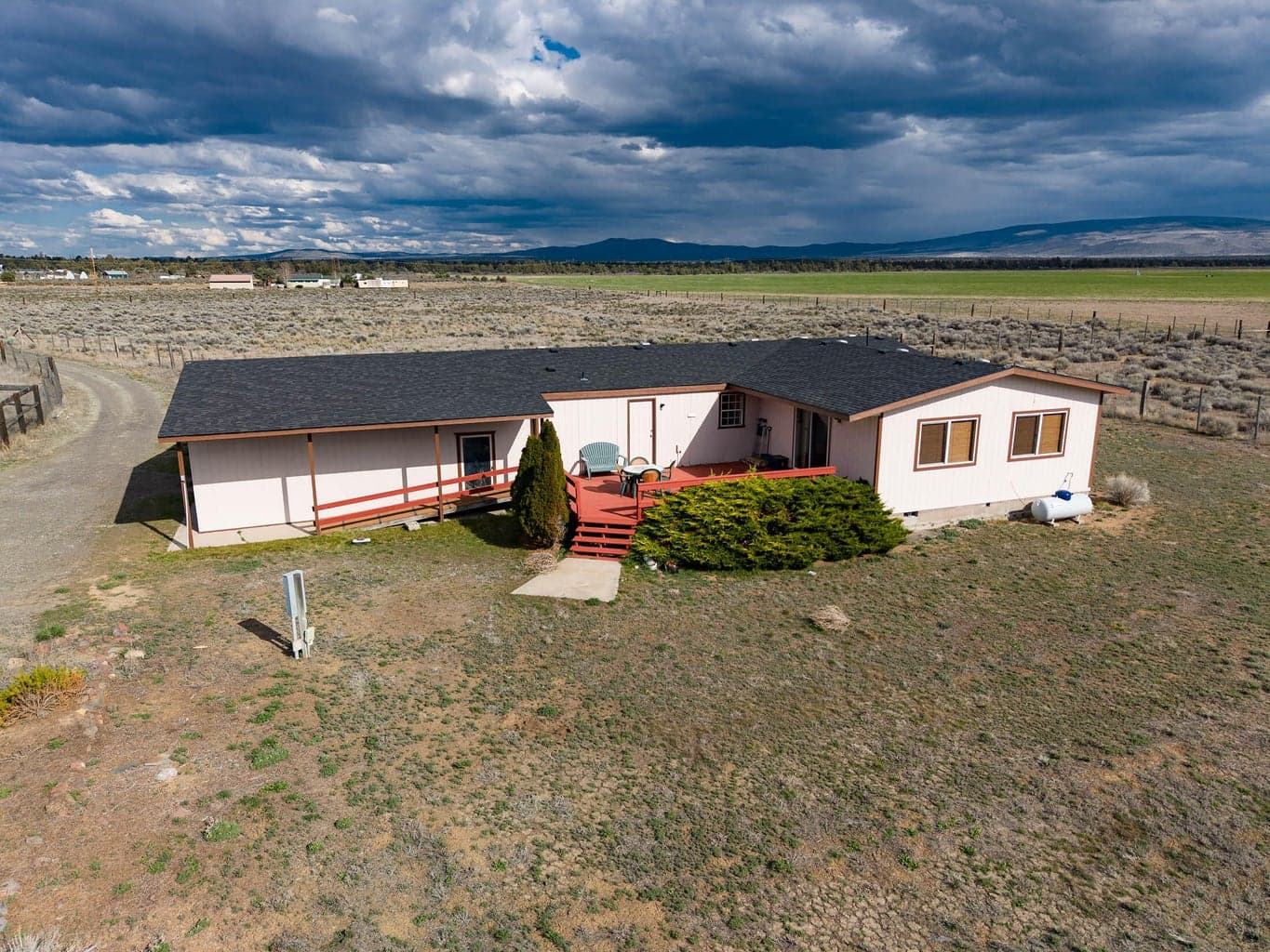 Photo of 25907 Cooper 3 of 34
