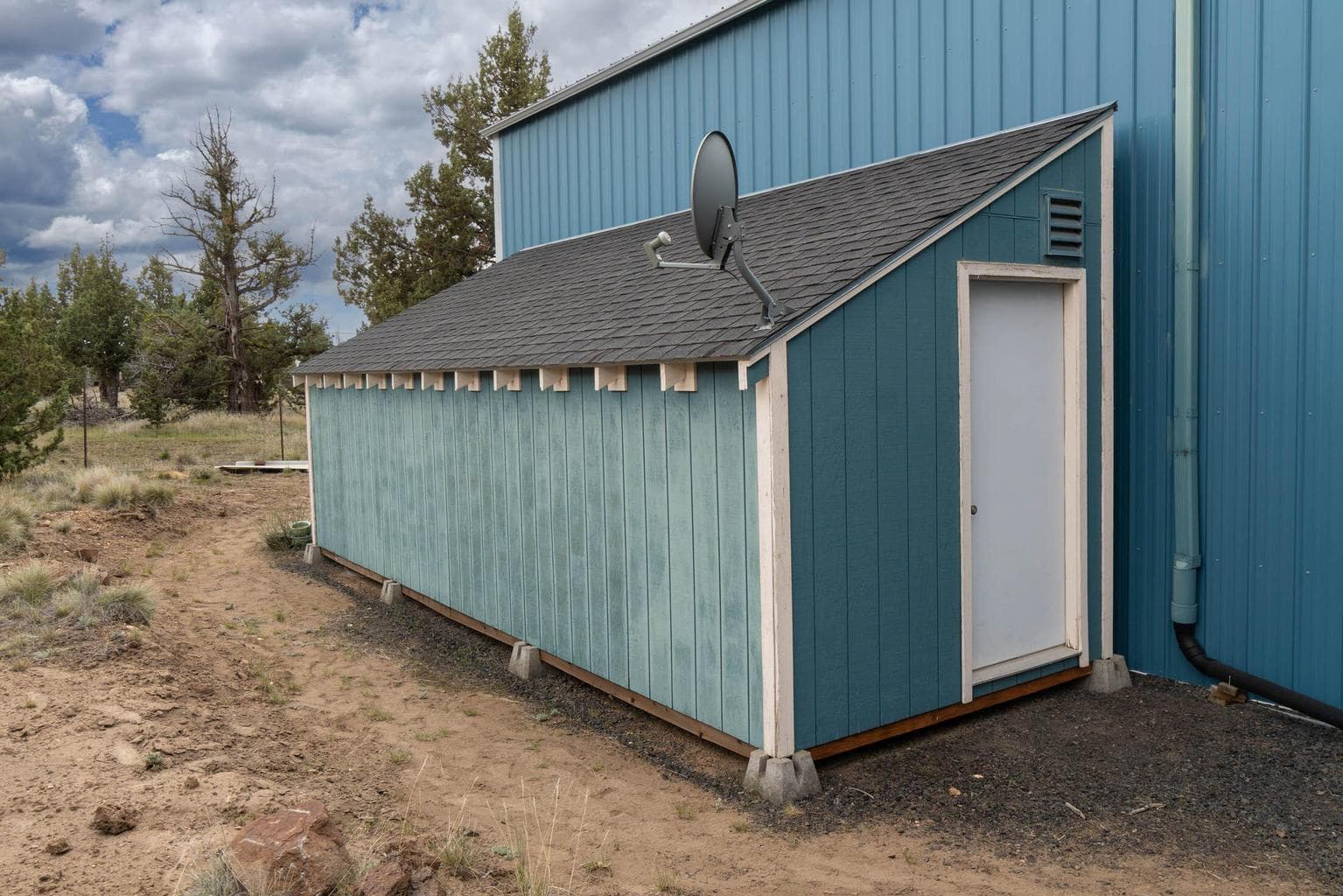 Photo of 4590 SE Wampum Road 35 of 82