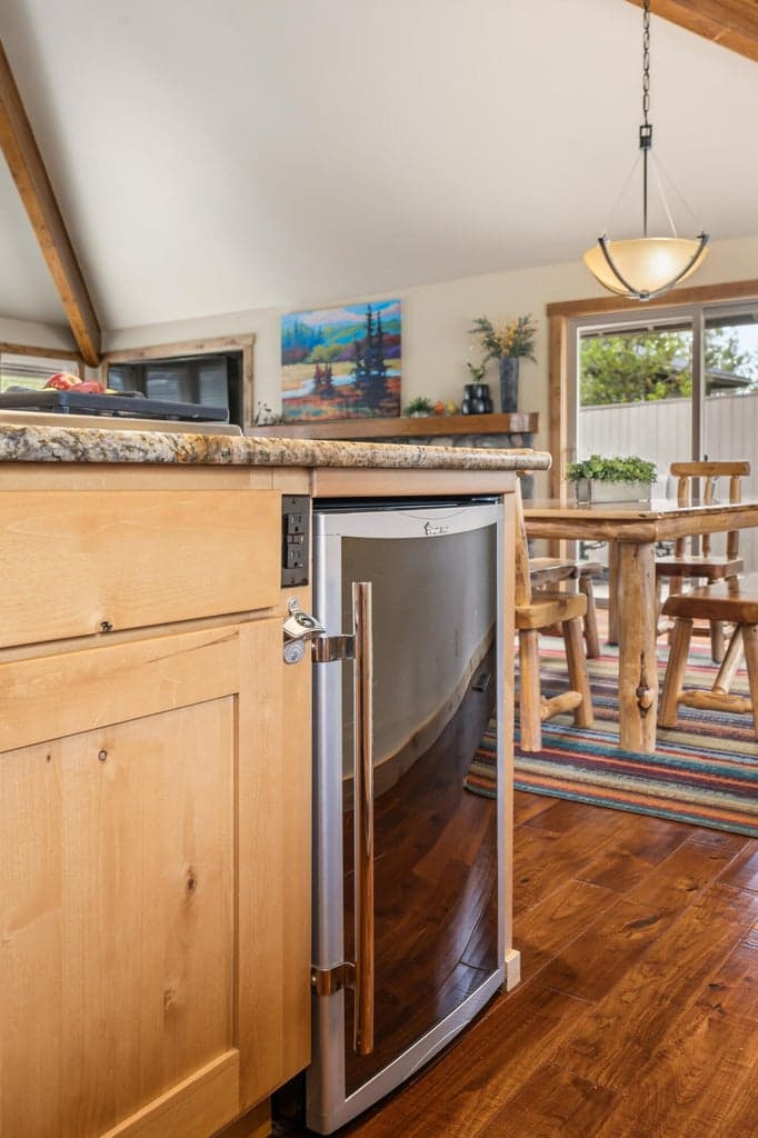 Built in beverage refrigerator