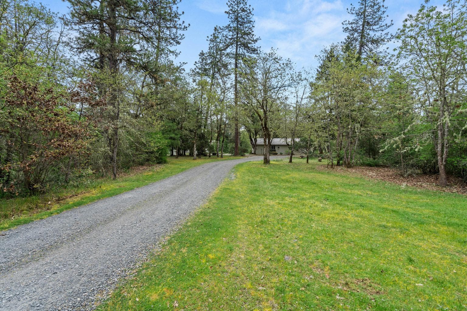 Photo of 6301 Rockydale 3 of 56