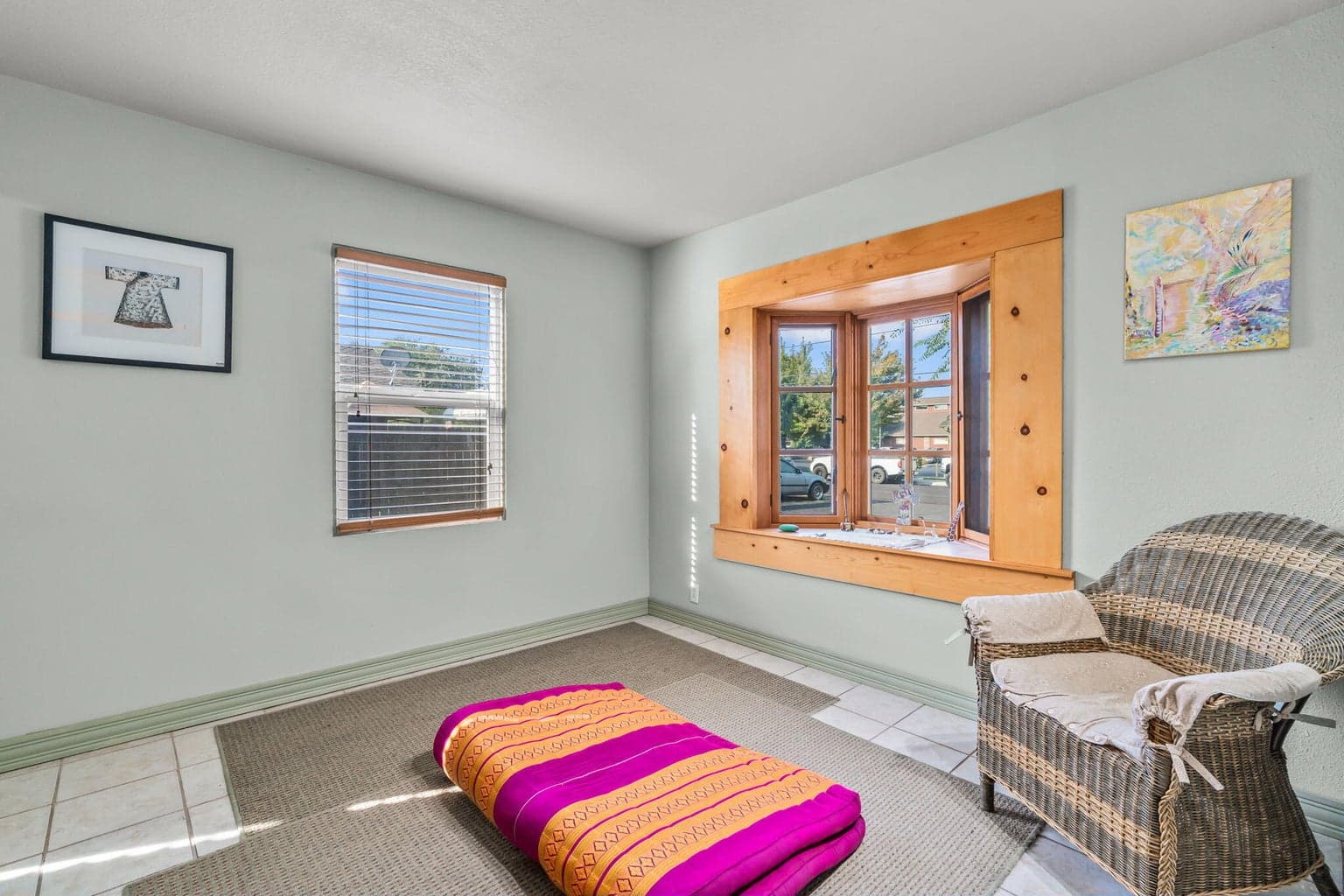 This office is just off of the lobby and overlooks the front walk and parking. Second exit from this office takes you to the kitchenette.