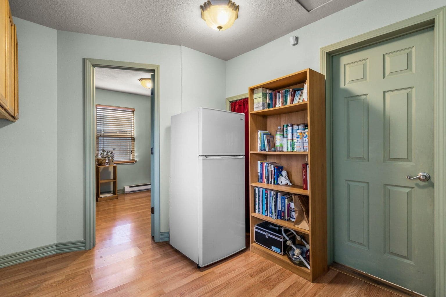 Photo of 654 NW 4th Street 15 of 18