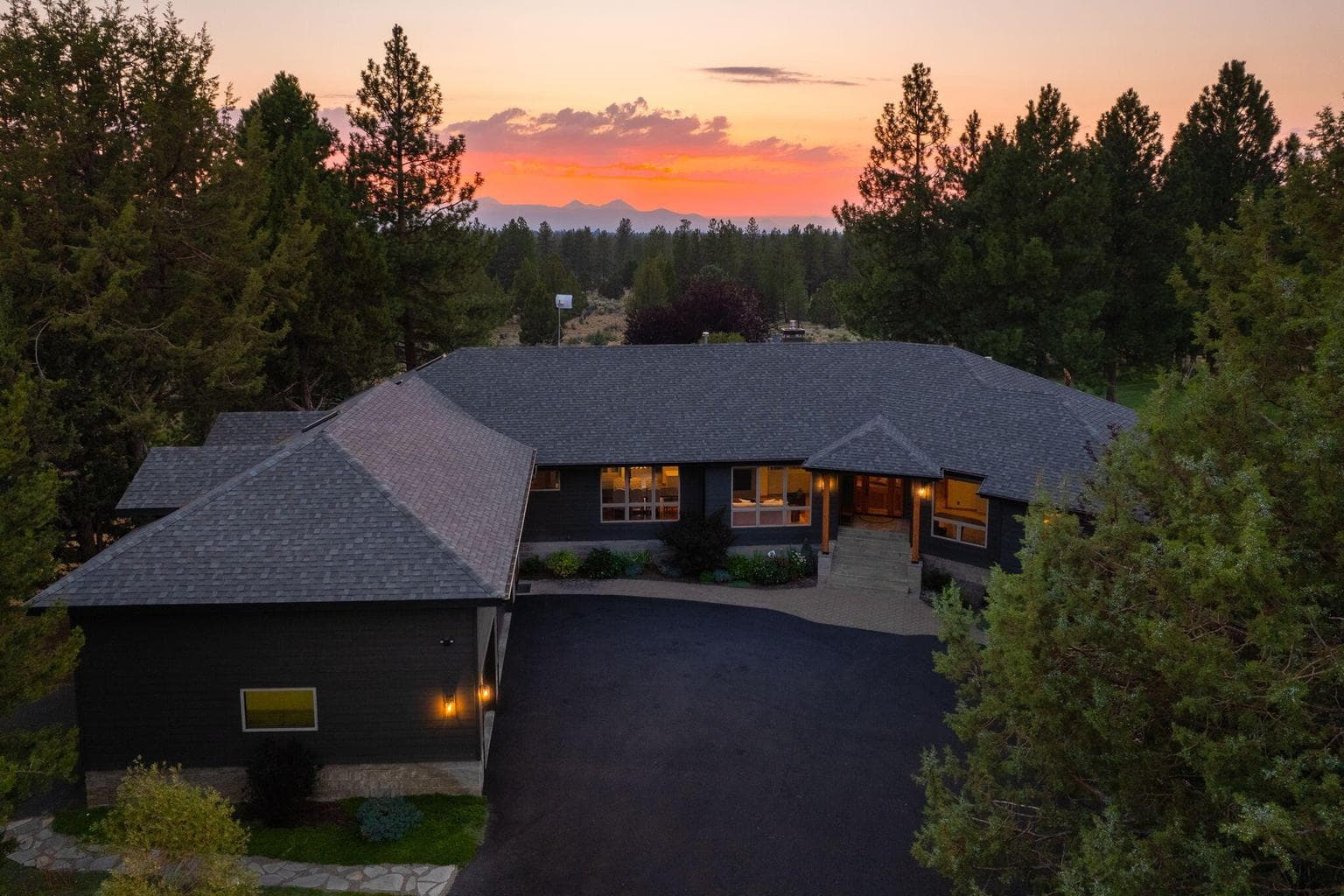 Photo of 21680 Butte Ranch 1 of 64