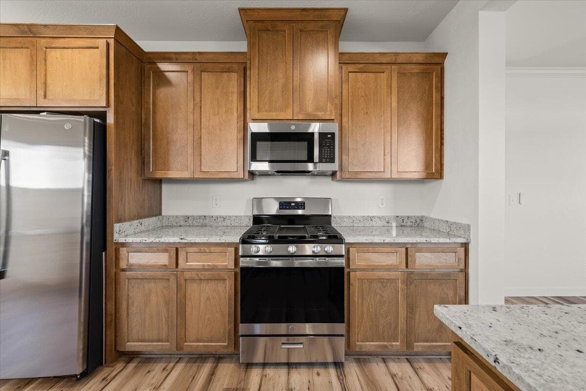 Photo of 734 Dahl 3 of 15