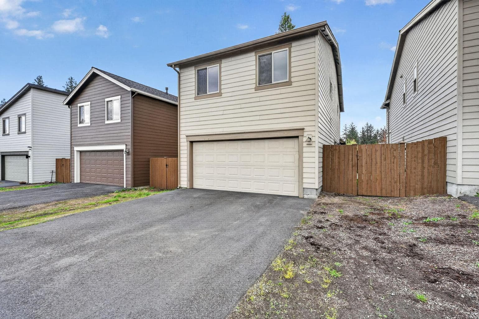 Photo of 20252 Badger Road 35 of 36