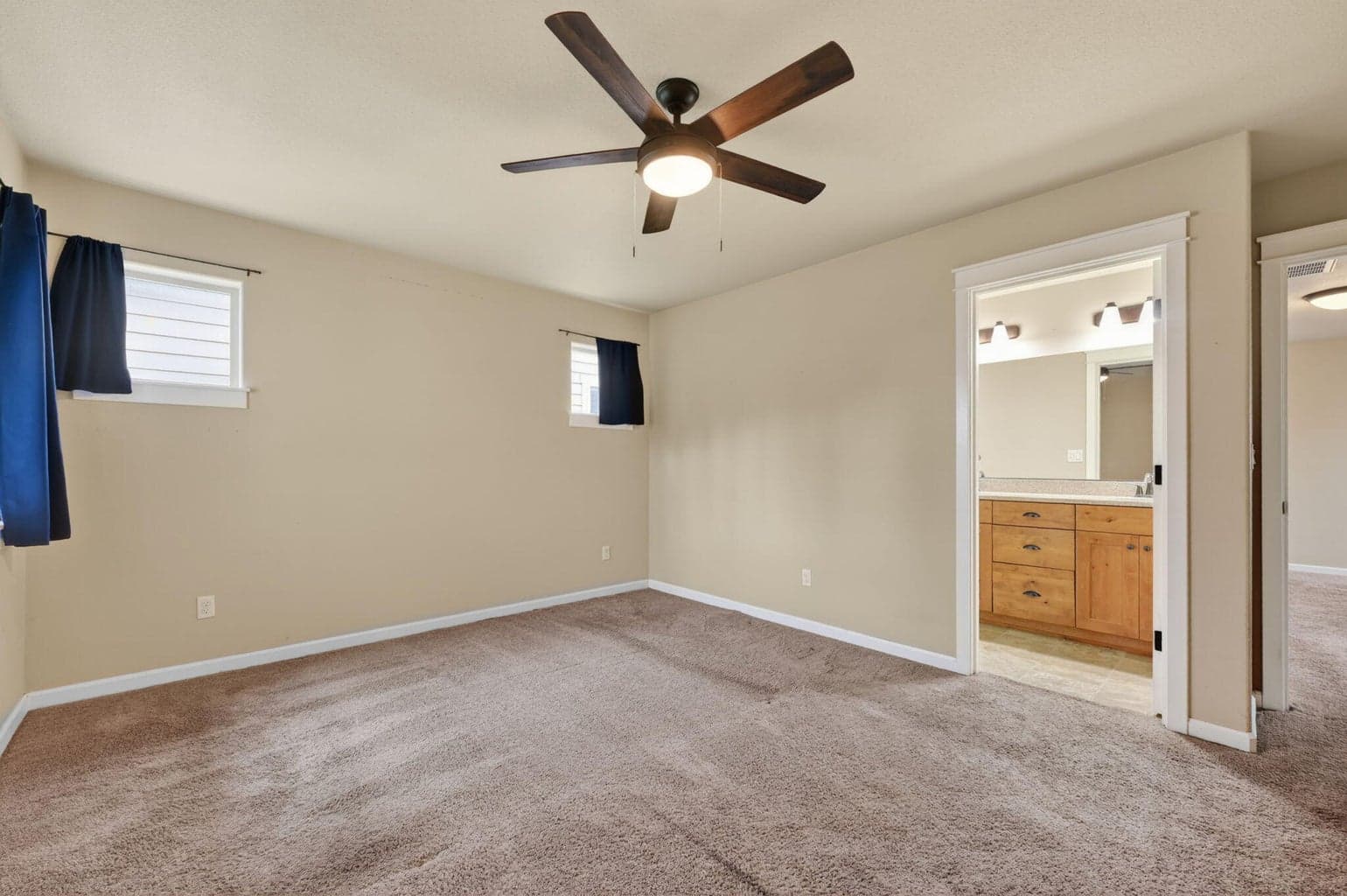 Photo of 20252 Badger Road 22 of 36