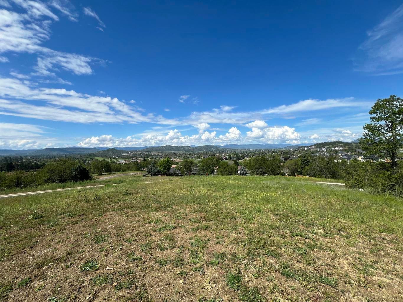 Photo of 461 Pinnacle Ridge 2 of 9