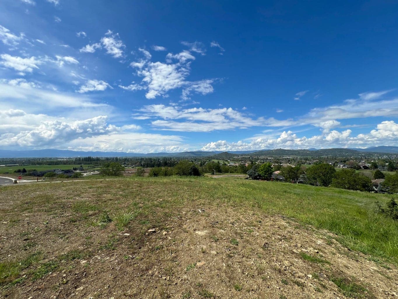 Photo of 461 Pinnacle Ridge 3 of 9
