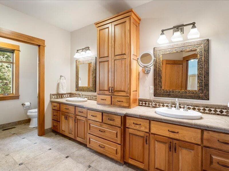 Photo of 10811 Ironstone Court 34 of 64