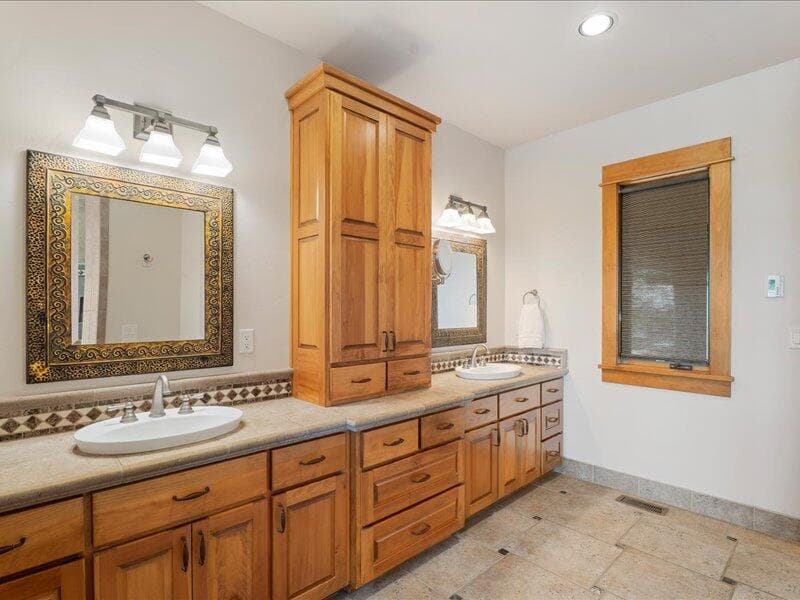 Photo of 10811 Ironstone Court 37 of 64